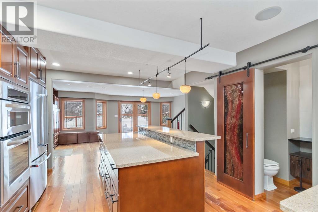 Property at 122 GOODWIN Place image 5