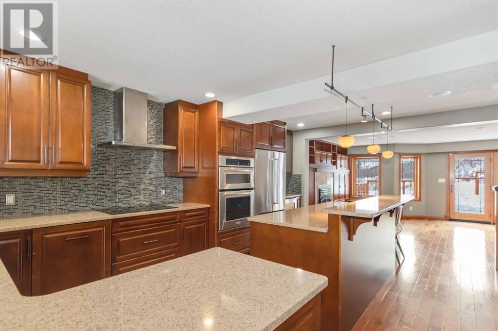 Property at 122 GOODWIN Place image 4