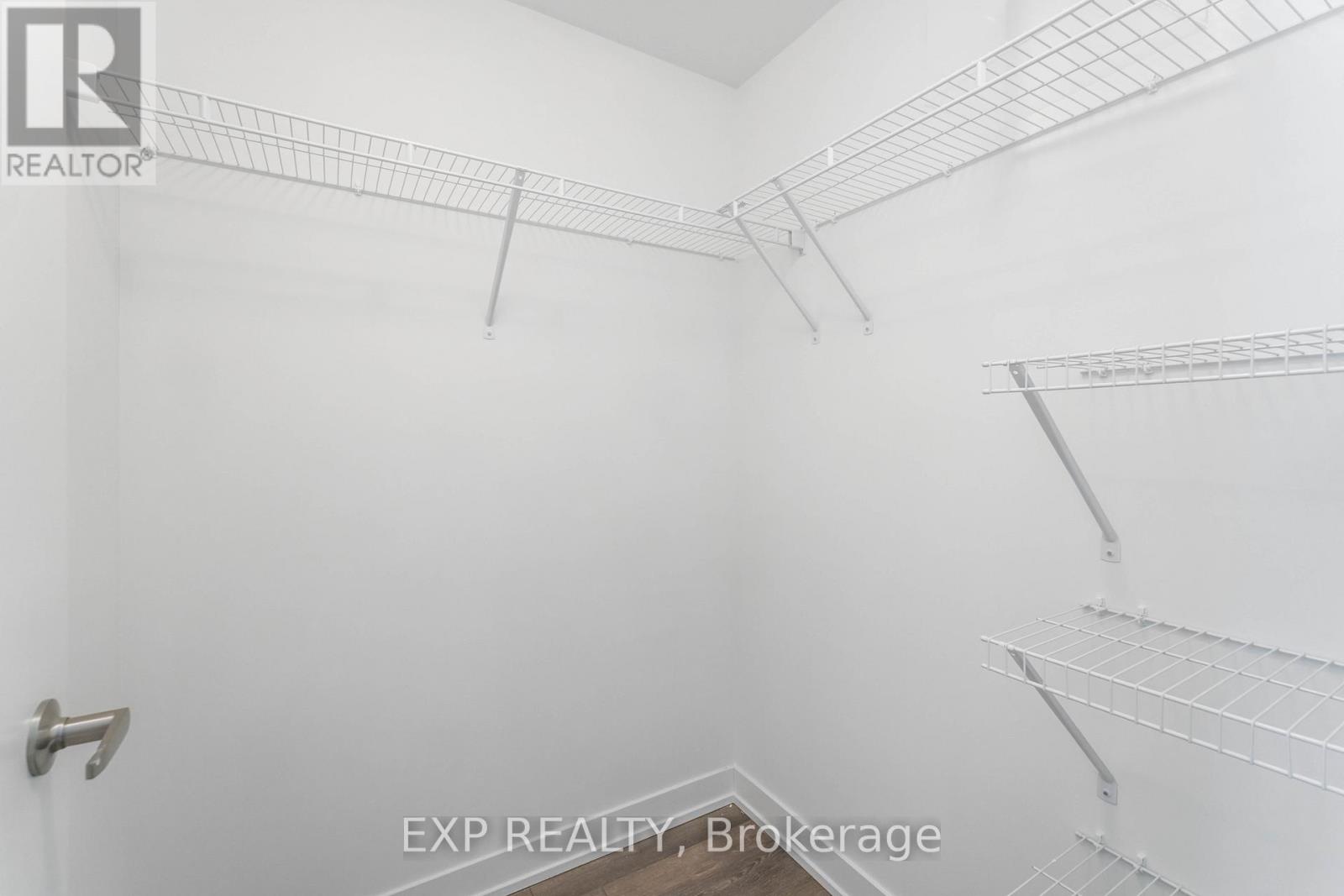 807 - 550 North Service Road, Grimsby, Ontario  L3M 0H9 - Photo 23 - X12092340