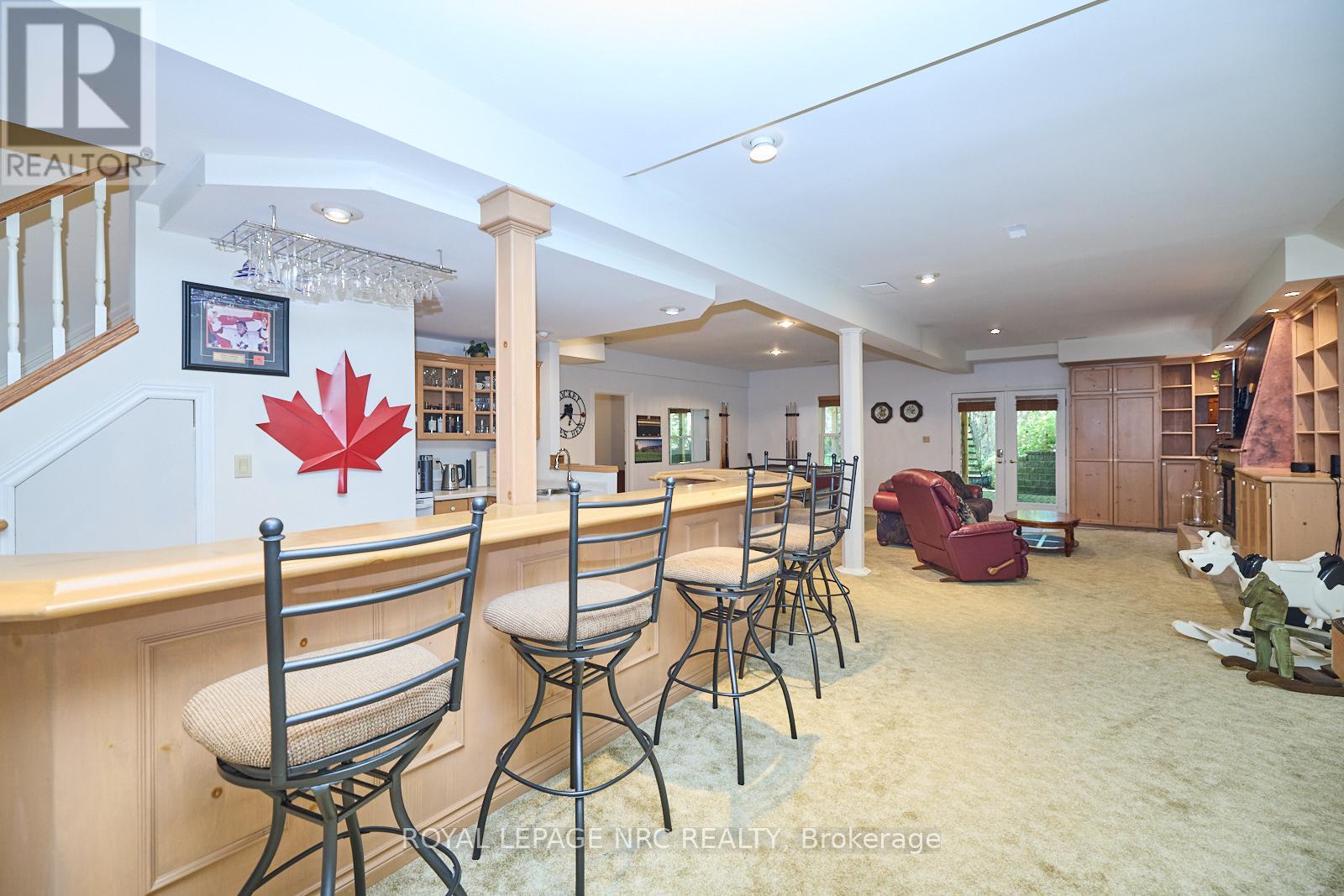 7 Scottdale Court, Pelham, Ontario  L0S 1E3 - Photo 37 - X12117136