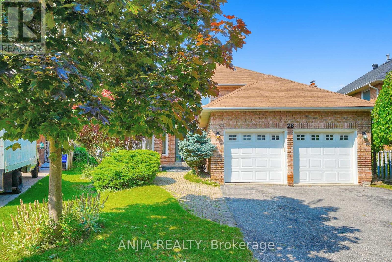 Property at 28 HOLBROOK COURT image 1