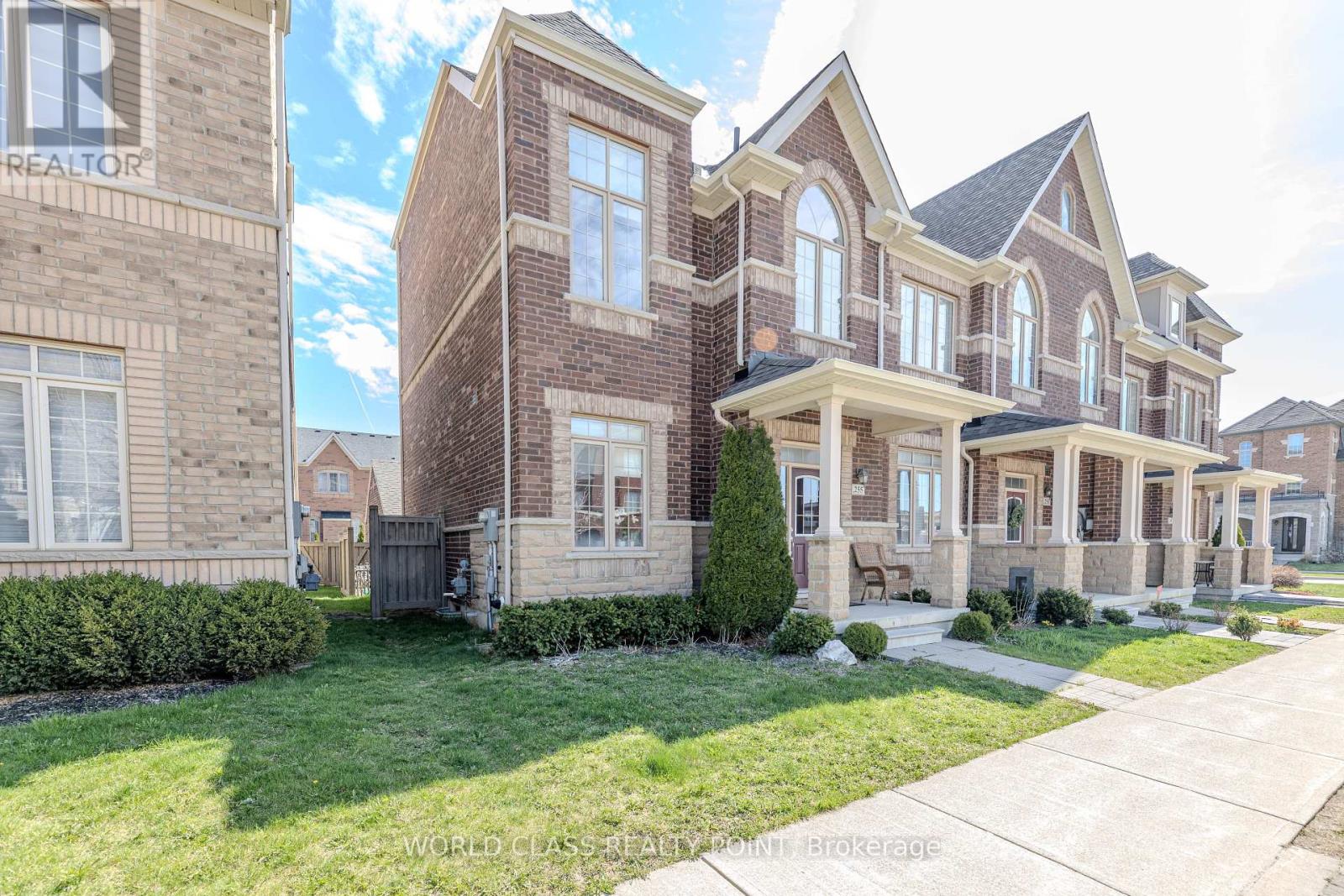 Property at 255 BARONS STREET image 2