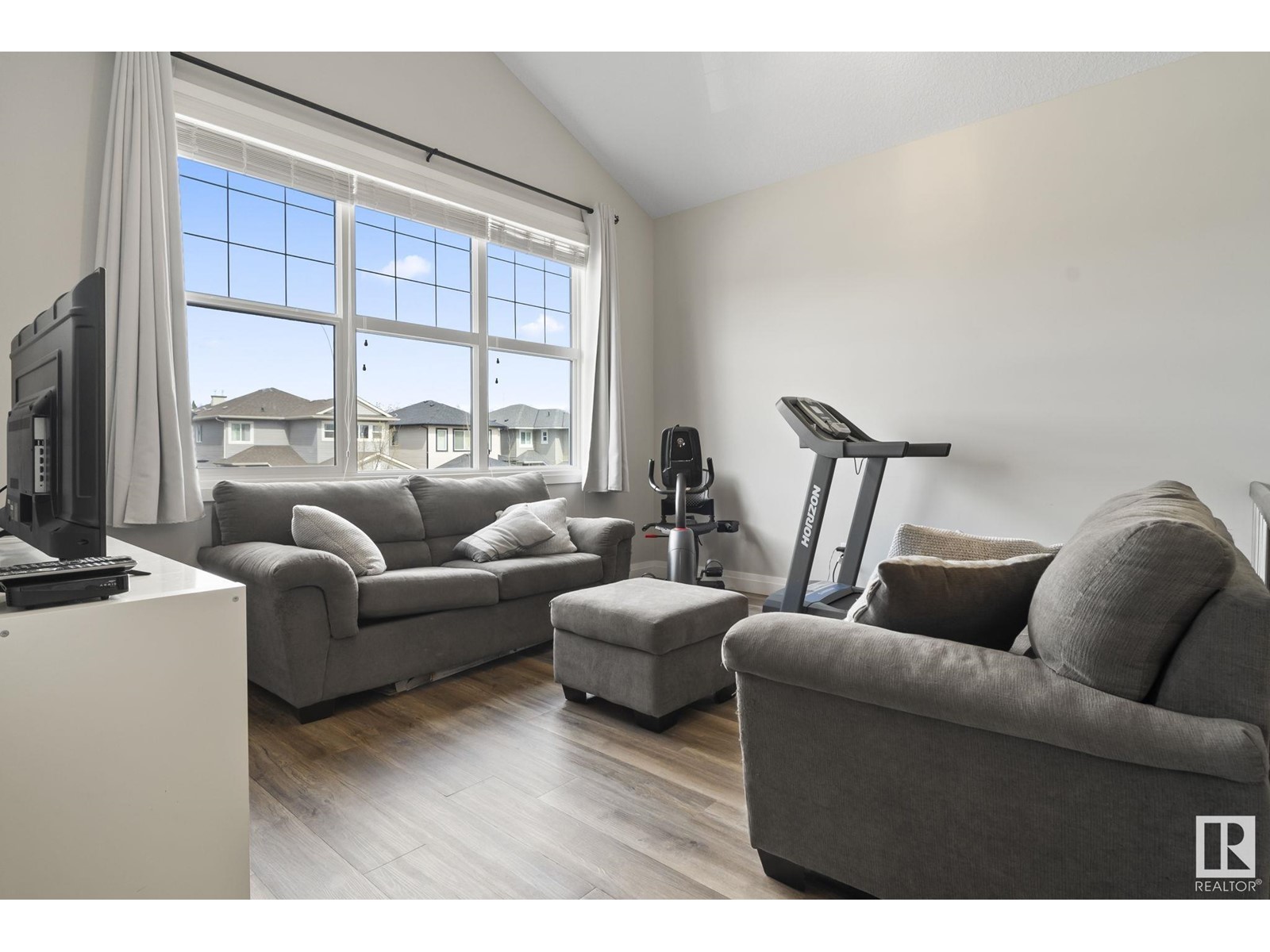Property at 163 HARVEST RIDGE DR image 4