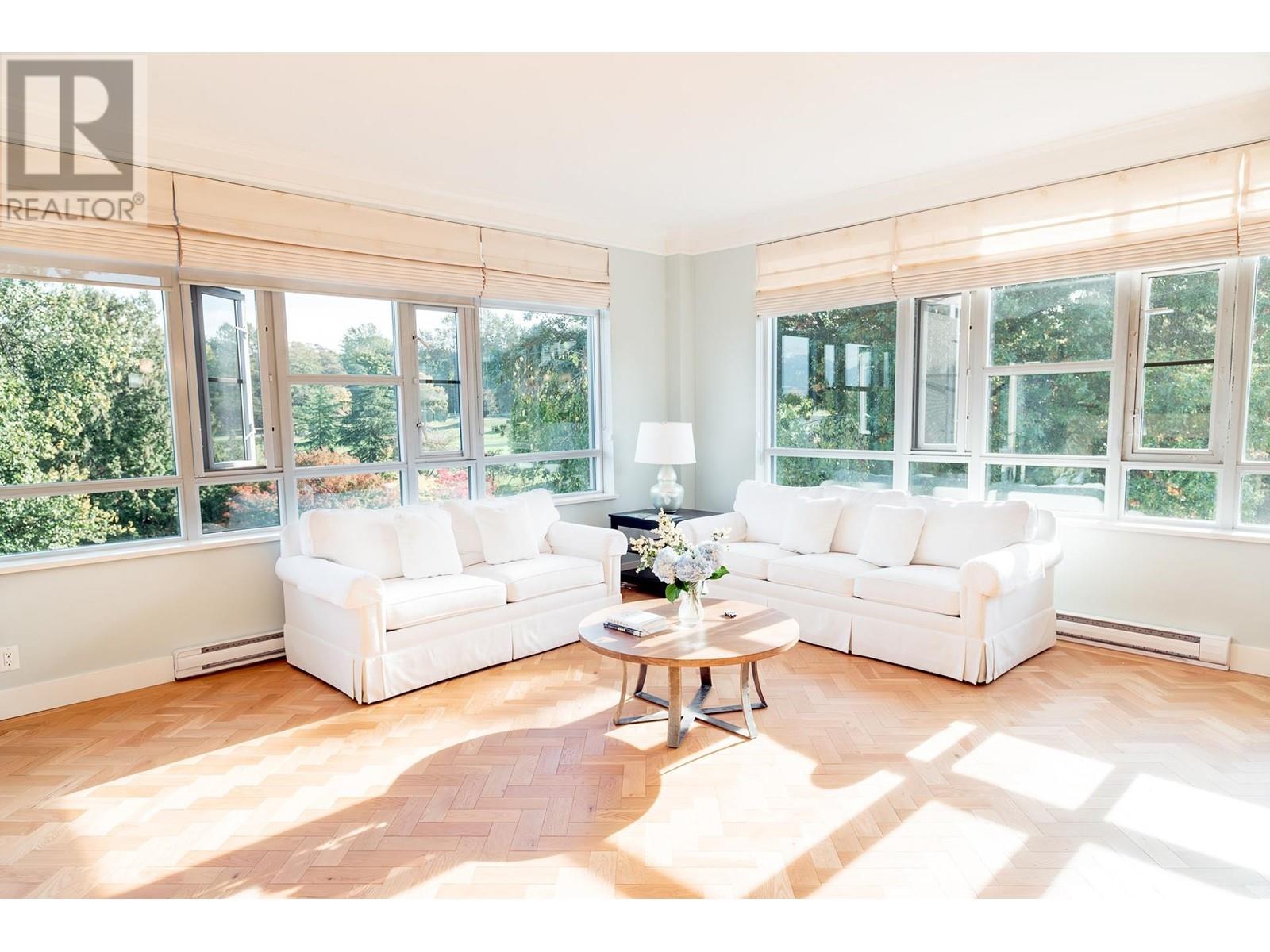 Property at 501 4685 VALLEY DRIVE image 1