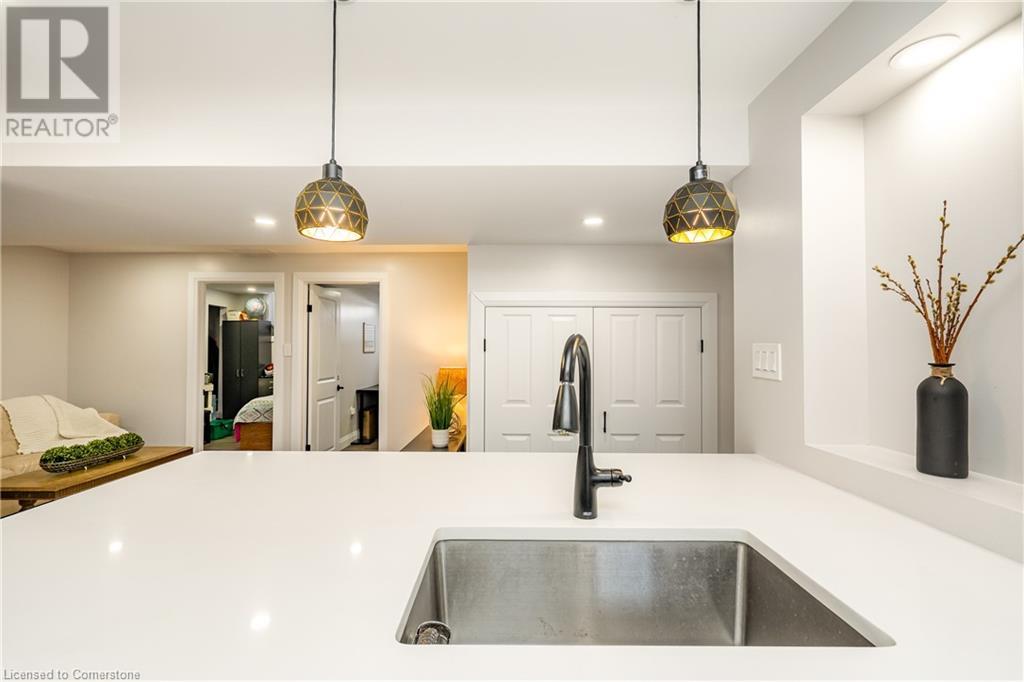 206 Westvale Drive, Waterloo, Ontario  N2T 1C3 - Photo 39 - 40723016