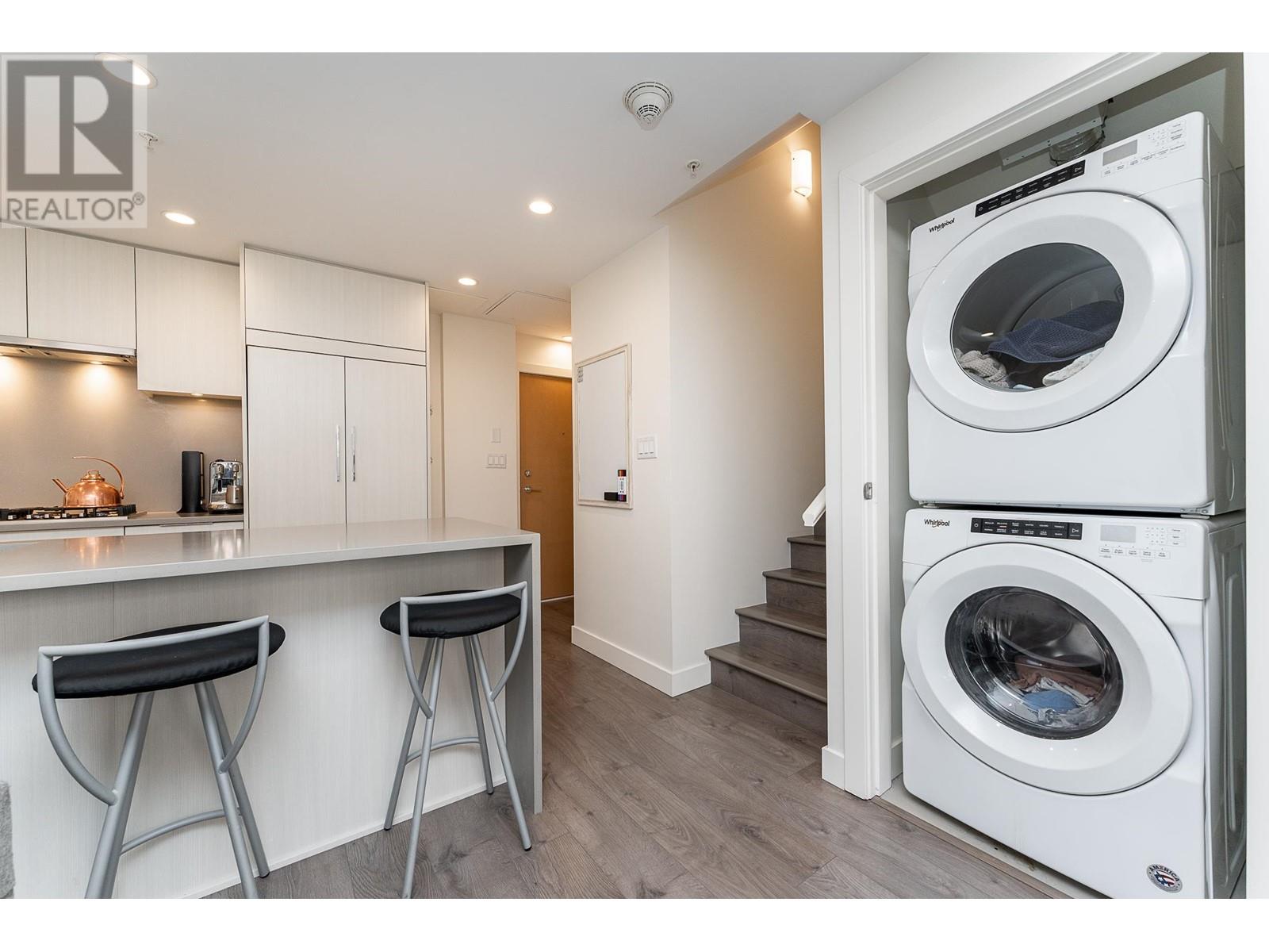 Th2 4465 Juneau Street, Burnaby, British Columbia  V5C 0L8 - Photo 14 - R2996888