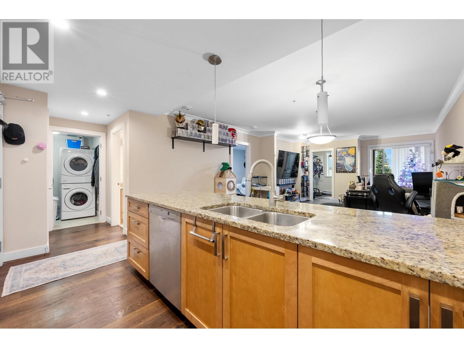 208 5599 14b Avenue, Delta, British Columbia  V4M 0A3 - Photo 5 - R2996897