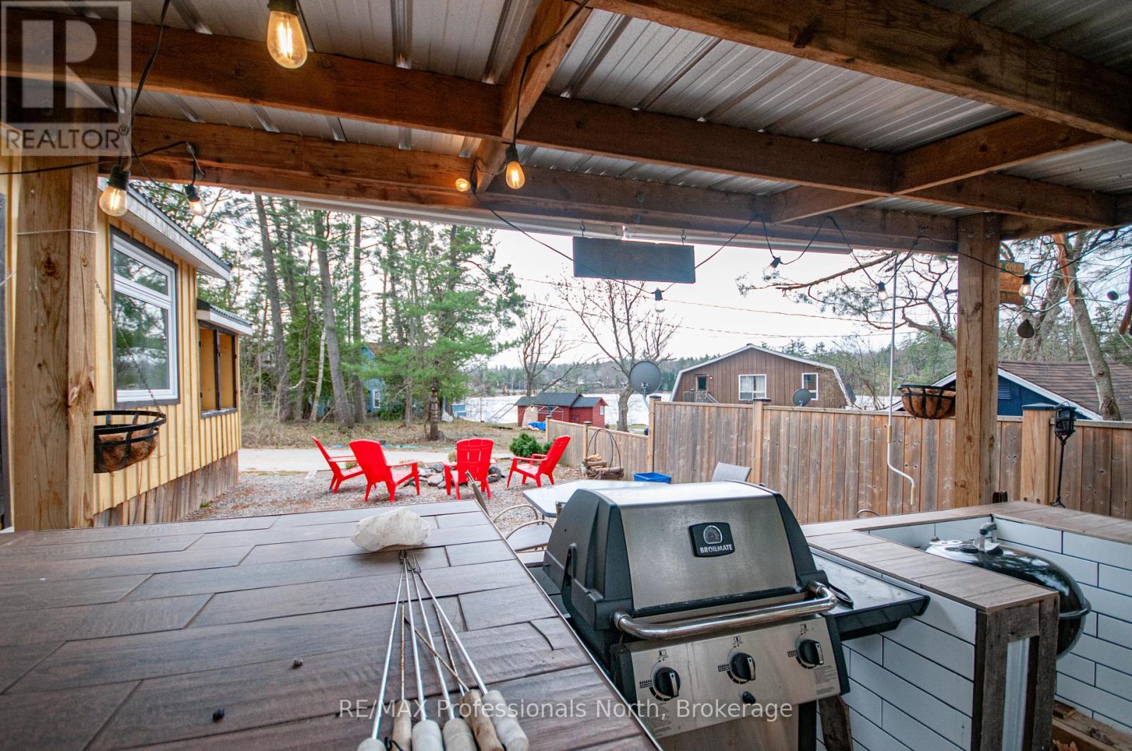 2 - 1011 Portage Street, Muskoka Lakes, Ontario  P0C 1A0 - Photo 23 - X12117112