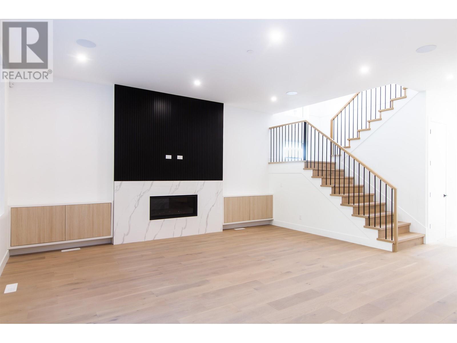 Property at 1034 RAVEN DRIVE image 3