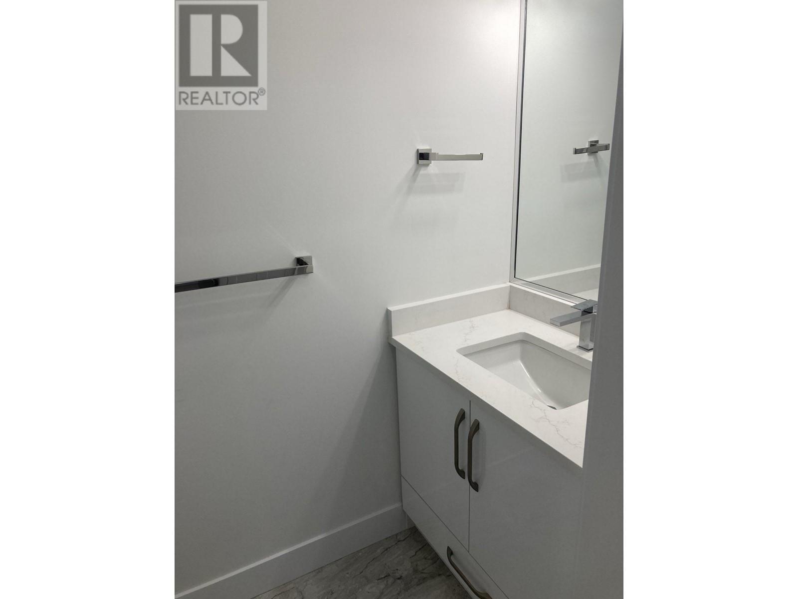 Laneway 2956 E 16th Avenue, Vancouver, British Columbia  V5M 2M3 - Photo 10 - R2996901
