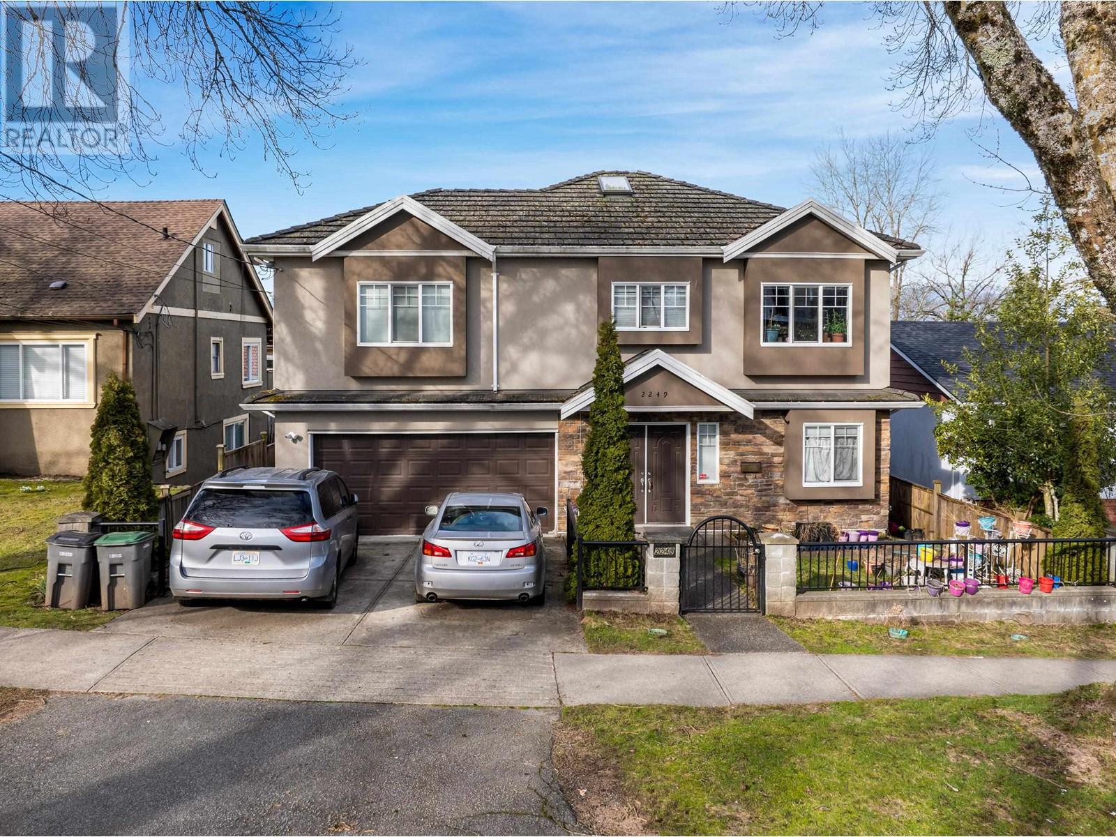 2249 E 24TH AVENUE, Vancouver, British Columbia