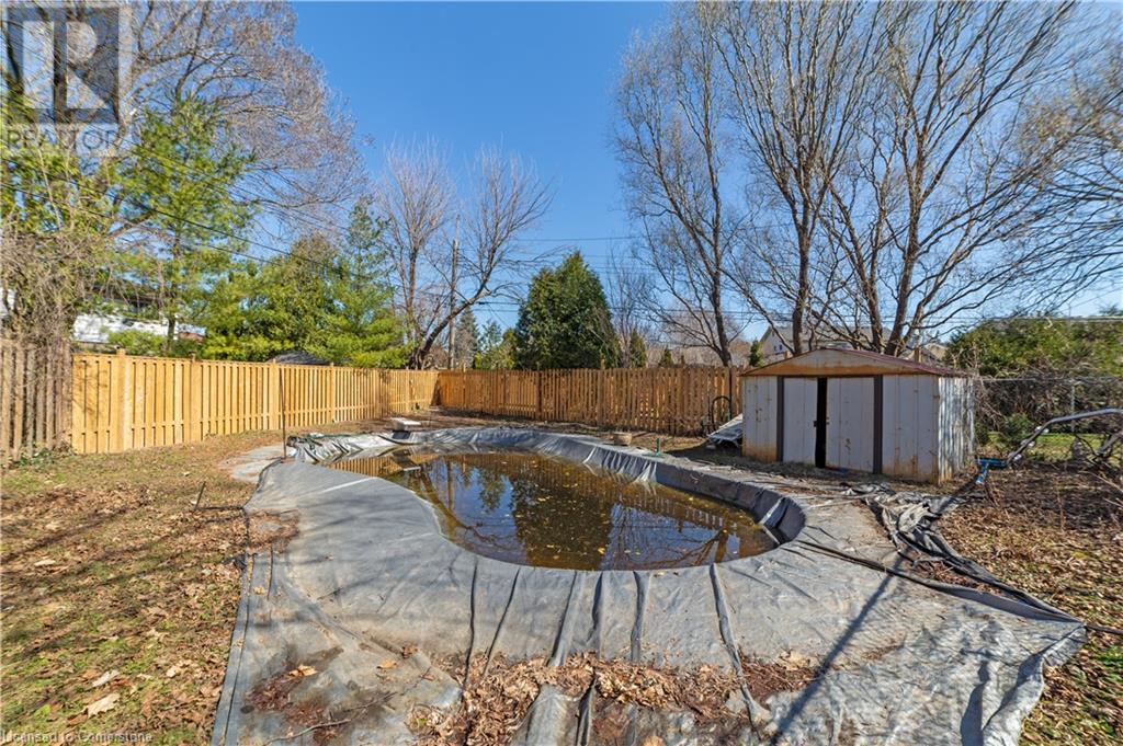 10 Esquire Place, Hamilton, Ontario  L9C 2R8 - Photo 31 - 40716616