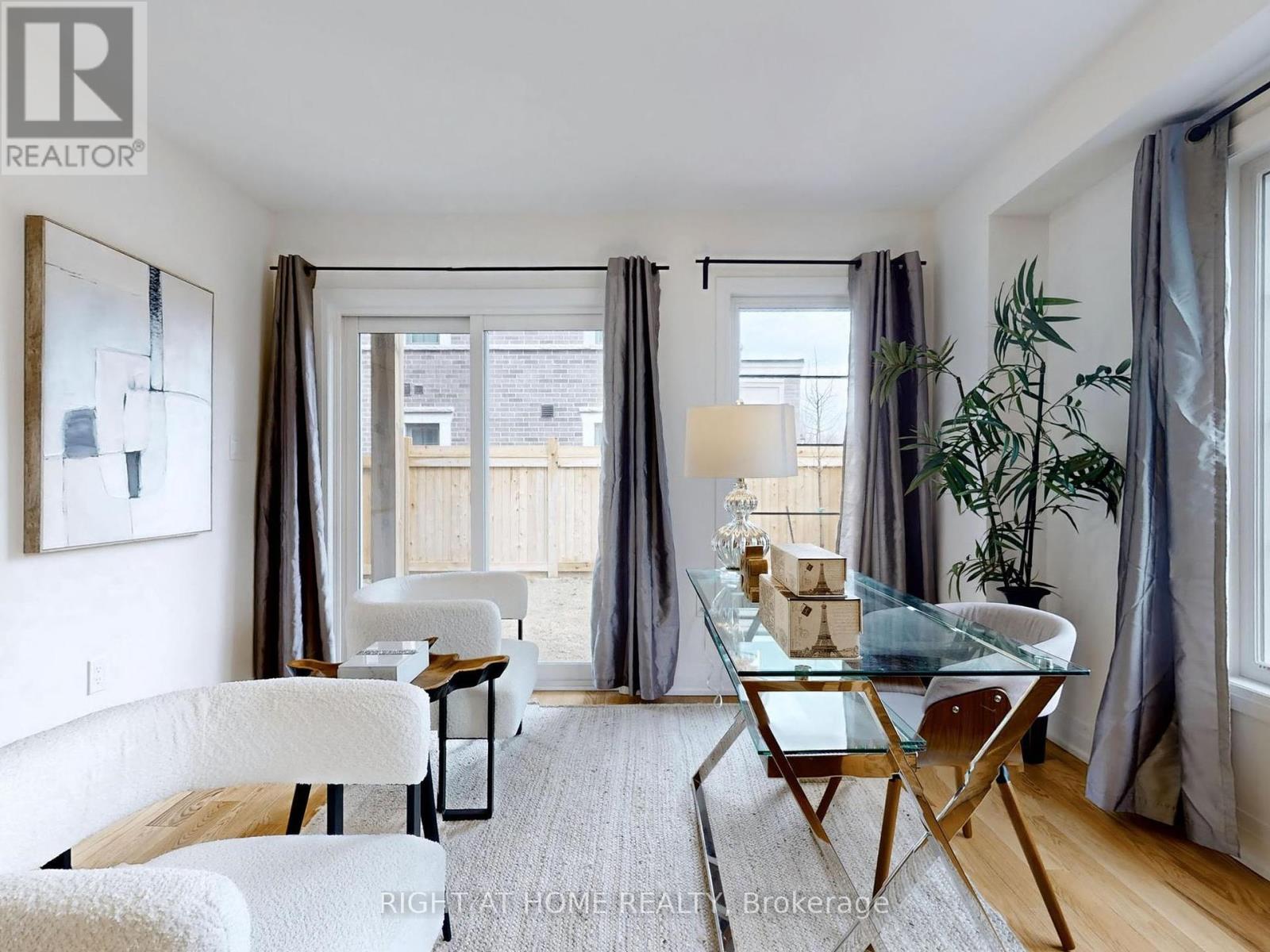 Property at 211 WYNDHAM STREET image 5
