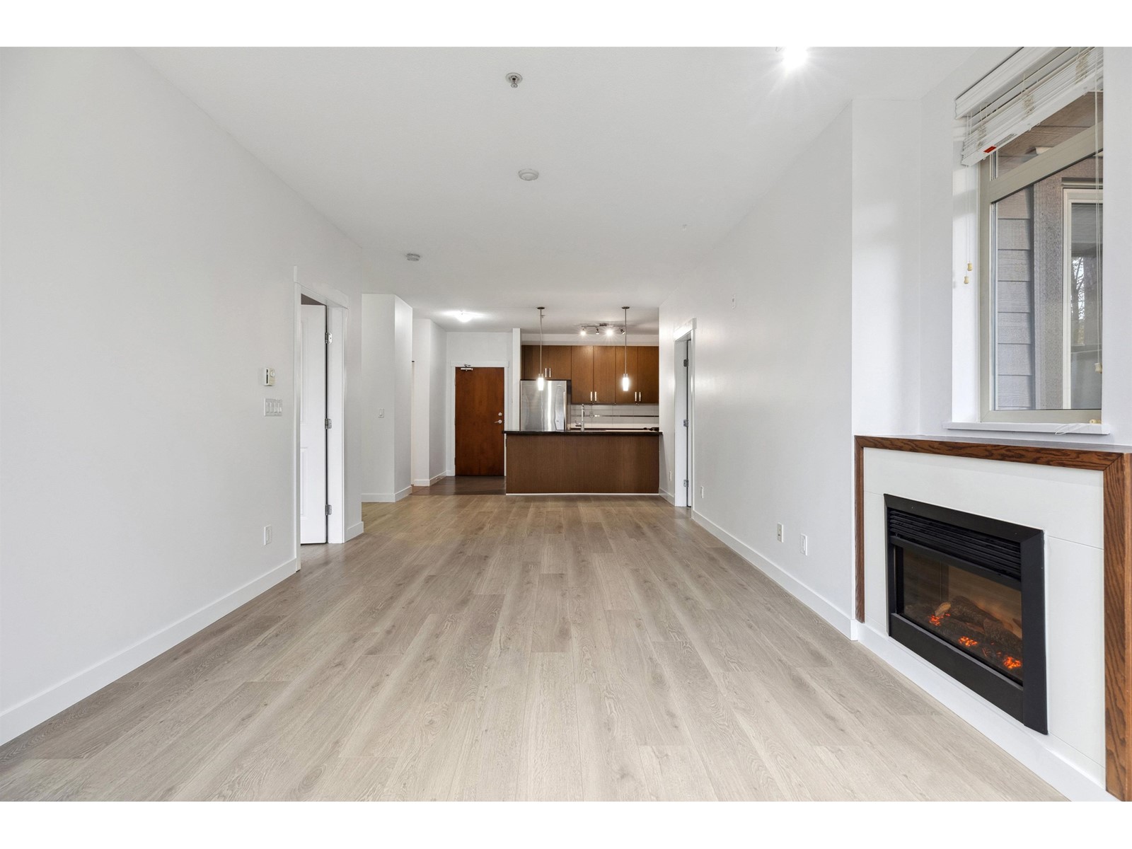 114 15988 26 Avenue, Surrey, British Columbia  V3Z 5K3 - Photo 2 - R2996941