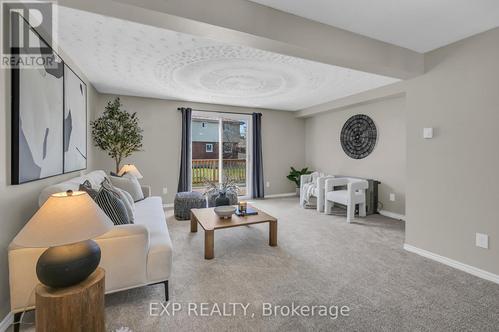Property at 319 B MAYVIEW CRESCENT image 4