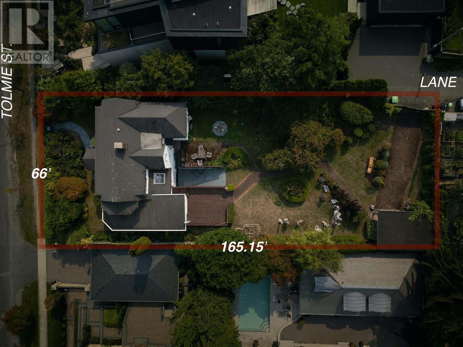 Listing Picture 40 of 40 : 1937 TOLMIE STREET, Vancouver / 溫哥華 - 魯藝地產 Yvonne Lu Group - MLS Medallion Club Member