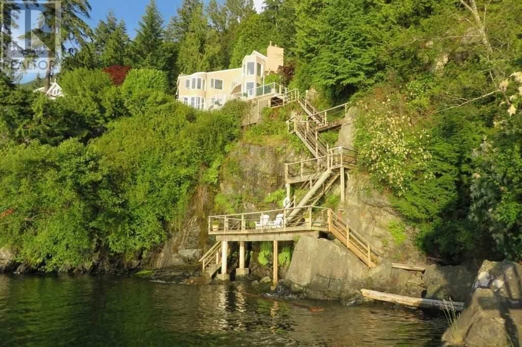 8255 Pasco Road, West Vancouver, British Columbia  V7W 2T5 - Photo 9 - R2961720