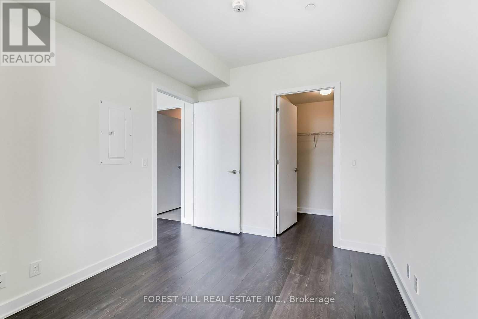 5706 - 2221 YONGE STREET Toronto (Mount Pleasant West), ON M4S 2B4