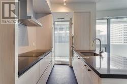 5609 - 2221 Yonge Street, Toronto (Mount Pleasant West), Ontario  M4S 2B4 - Photo 12 - C12116823