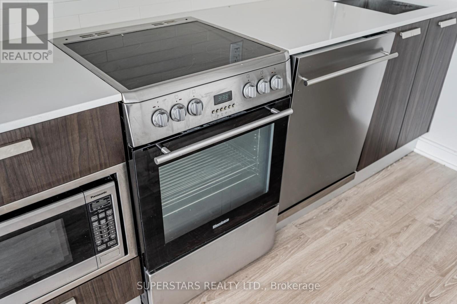 2413 - 50 Charles Street E, Toronto, Ontario  M4Y 1T1 - Photo 17 - C12116870