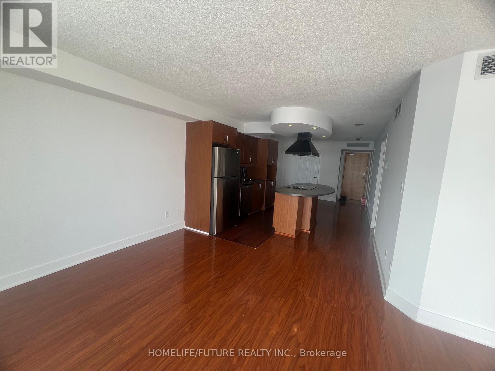 1022 - 550 Queens Quay W, Toronto, Ontario  M5V 3M8 - Photo 10 - C12116950