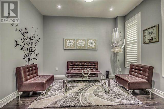 Property at 7 GROGAN STREET image 3