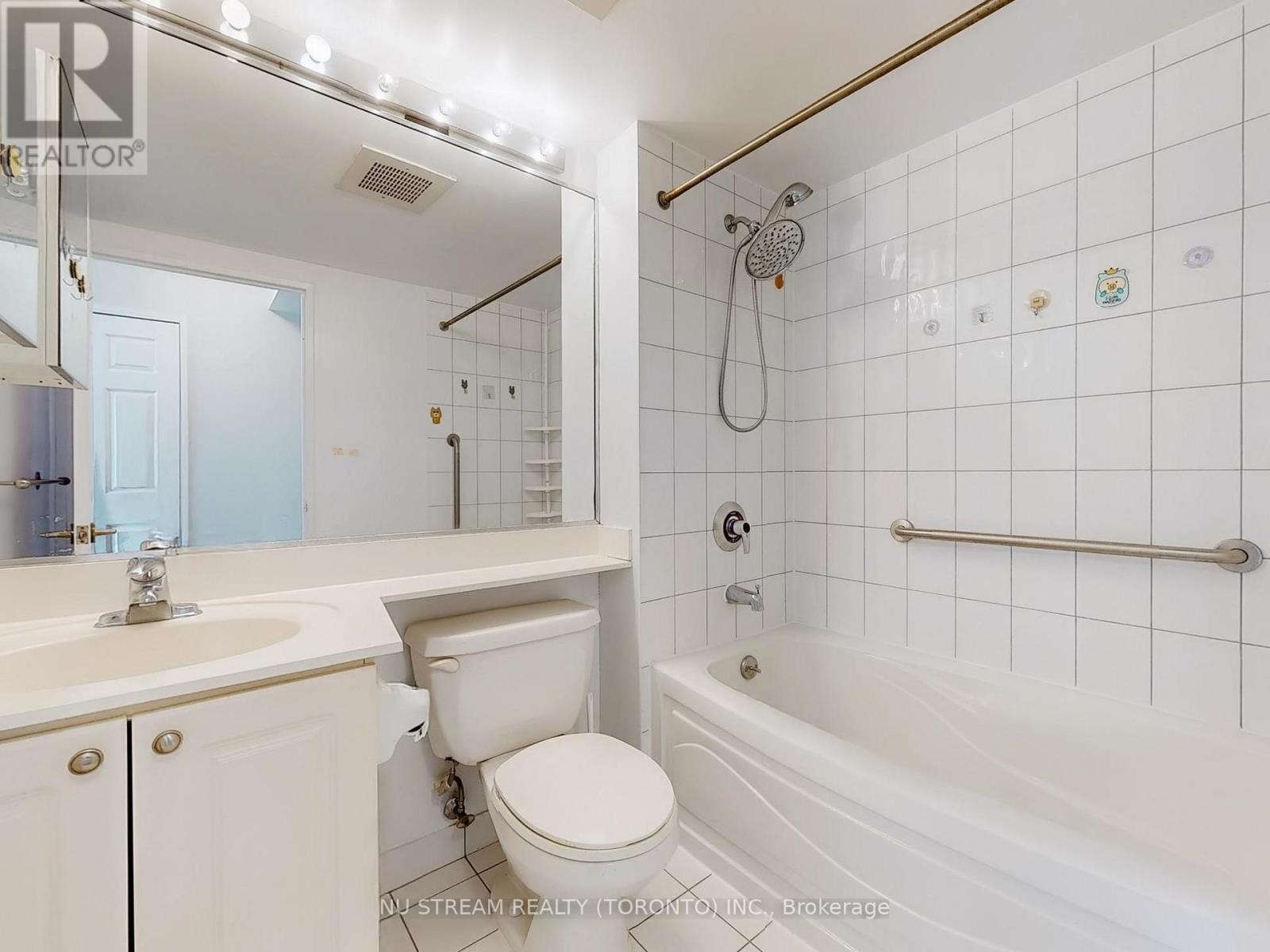 2007 - 18 Lee Centre Drive, Toronto, Ontario  M1H 3H5 - Photo 18 - E12116896