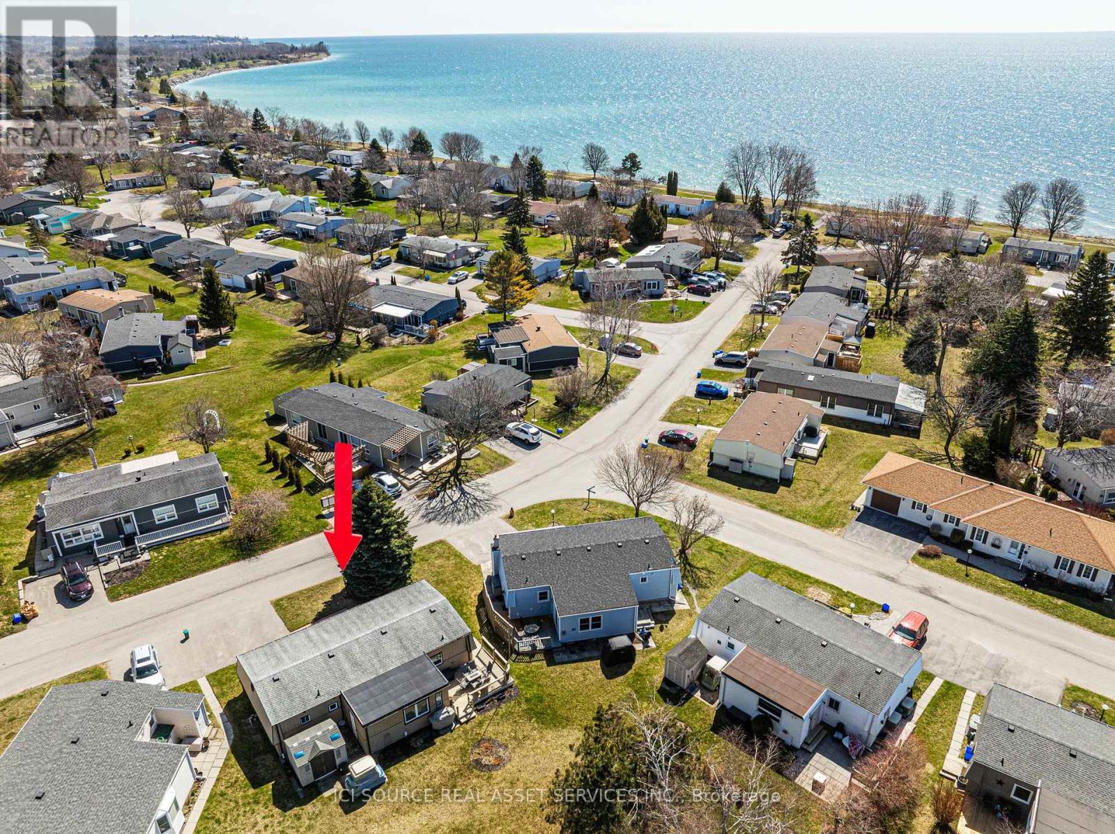 Property at 15 DRIFTWOOD LANE image 3