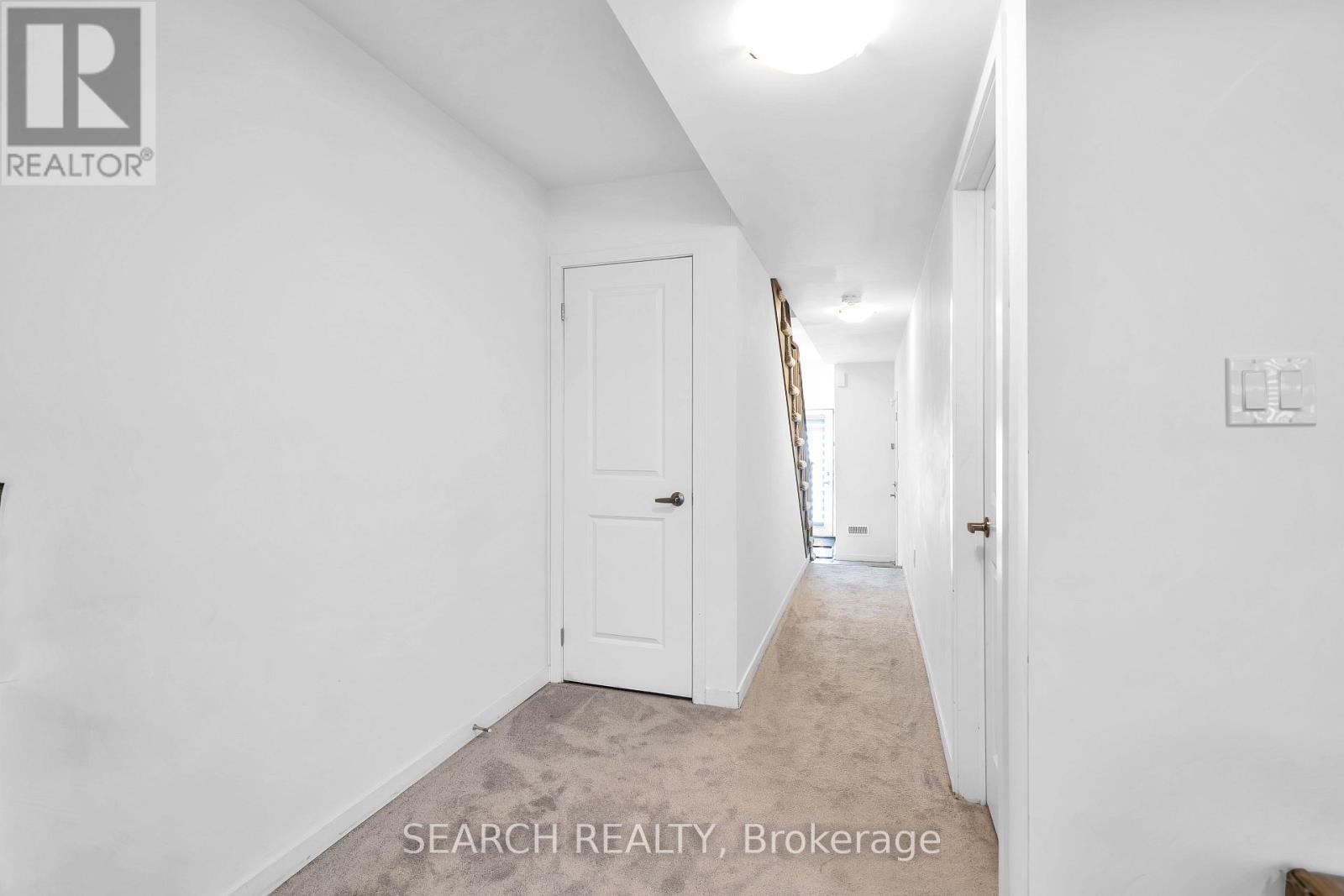 23 Bateson Street W, Ajax (South West), Ontario  L1S 7M3 - Photo 4 - E12117002