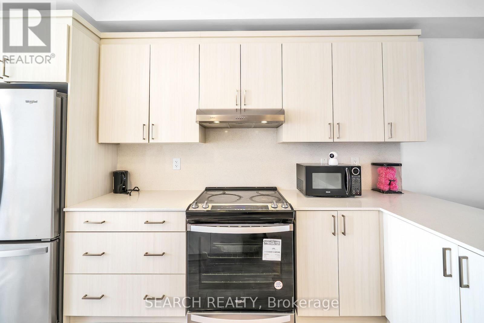 23 Bateson Street W, Ajax, Ontario  L1S 7M3 - Photo 8 - E12117002