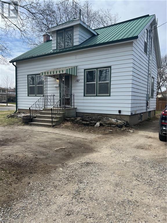 187 Mount Pleasant Street, Brantford, Ontario  N3T 1T6 - Photo 1 - 40723532