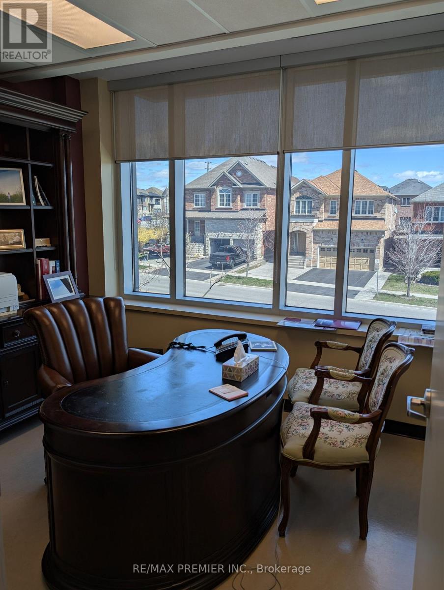 203 - 955 Major Mackenzie Drive W, Vaughan, Ontario  L6A 4P9 - Photo 8 - N12116904