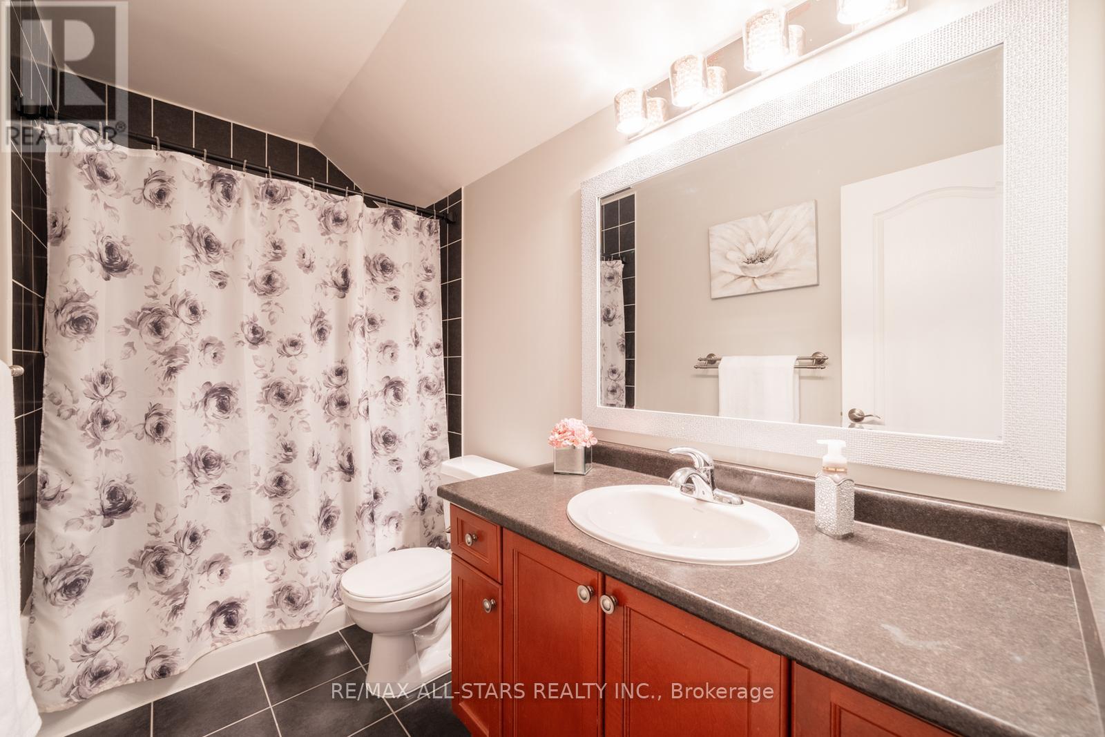 59 Crow's Nest Way, Whitchurch-Stouffville, Ontario  L4A 0T1 - Photo 37 - N12116918