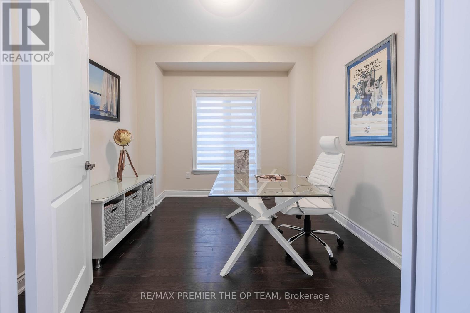 Property at 53 JANES CRESCENT image 4