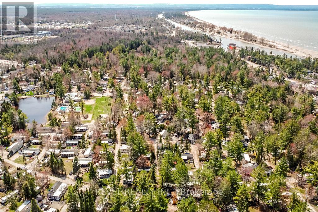 224 - 85 Theme Park Drive N, Wasaga Beach, Ontario  L9Z 1X7 - Photo 28 - S12116872