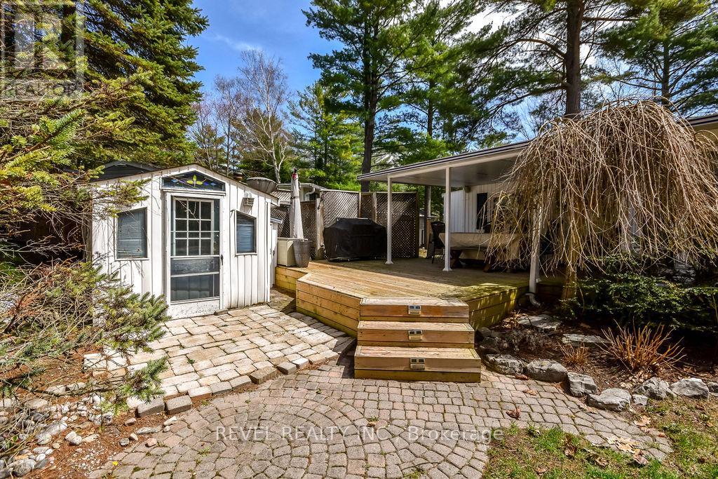 224 - 85 Theme Park Drive N, Wasaga Beach, Ontario  L9Z 1X7 - Photo 5 - S12116872