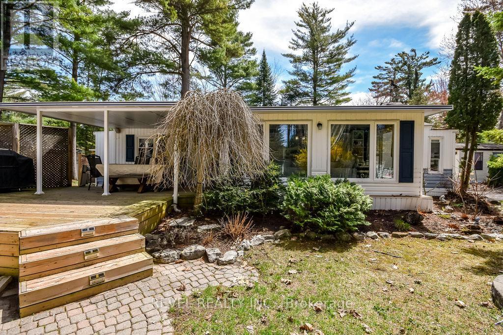 224 - 85 Theme Park Drive N, Wasaga Beach, Ontario  L9Z 1X7 - Photo 6 - S12116872
