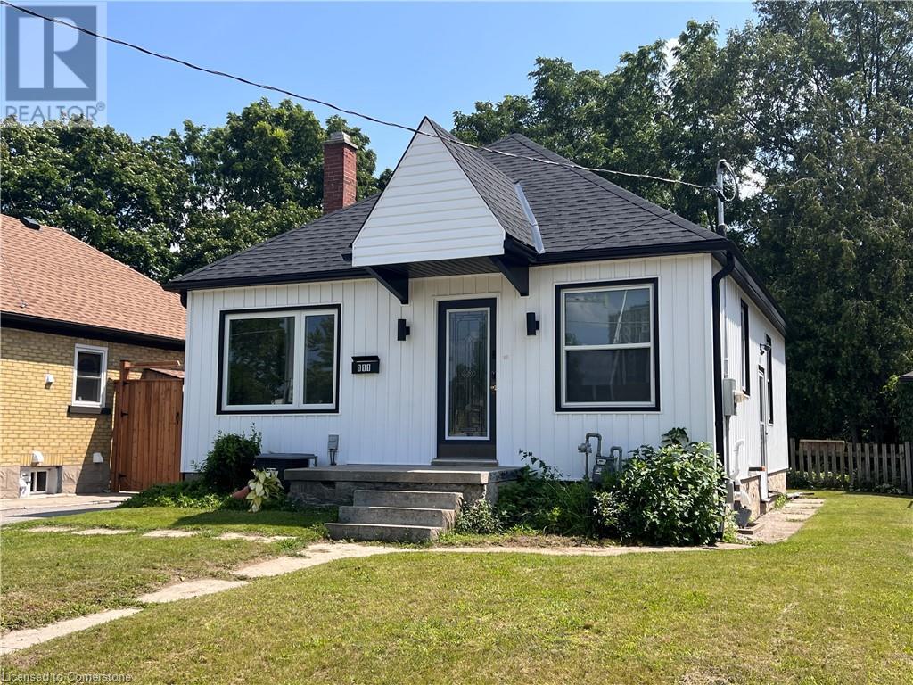 111 Stirling Avenue S, Kitchener, Ontario  N2G 3N8 - Photo 3 - 40711907