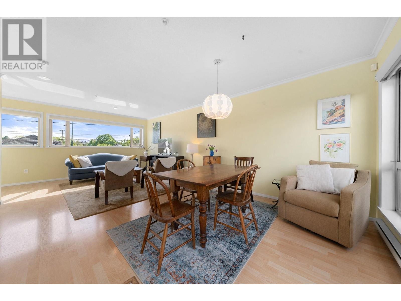 Property at 17 2389 CHARLES STREET image 2