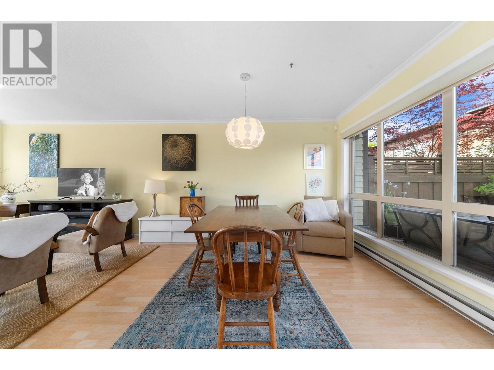 Property at 17 2389 CHARLES STREET image 3
