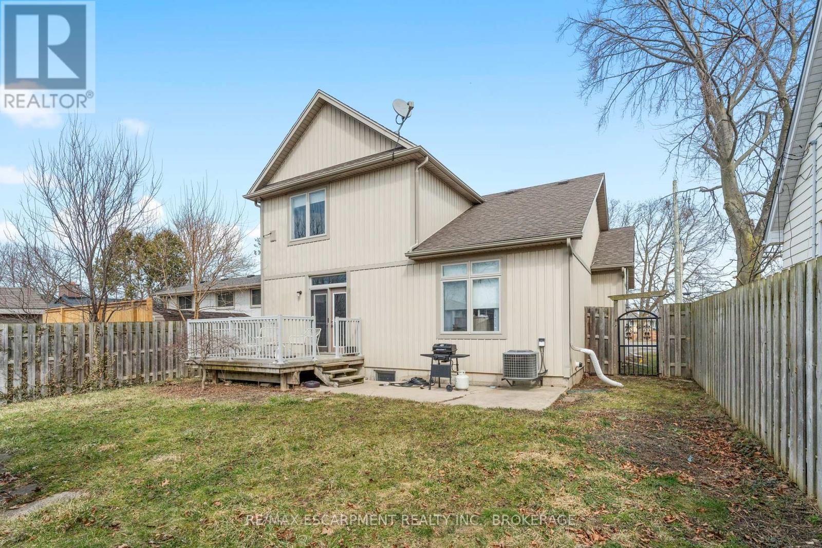 413 Niagara Street, St. Catharines (Carlton/bunting), Ontario  L2M 4V9 - Photo 35 - X12117257
