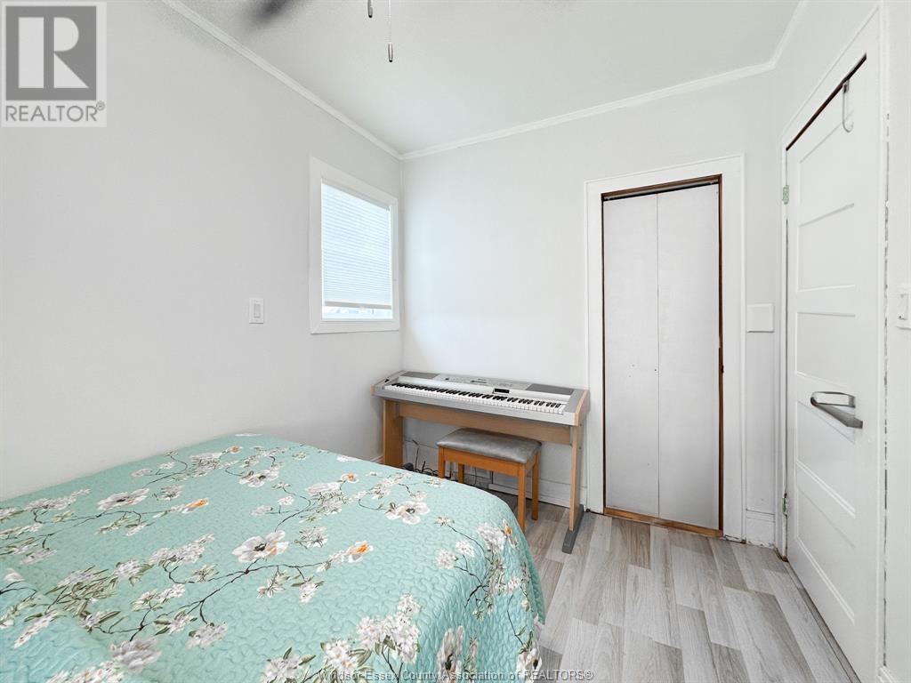 421 Hall, Windsor, Ontario  N9A 2L7 - Photo 22 - 25010526