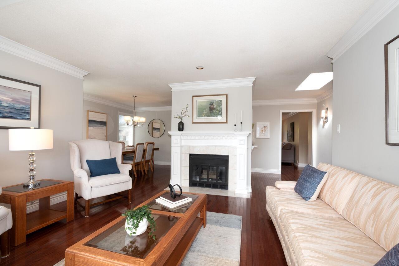 Property at 1023 165 STREET image 5