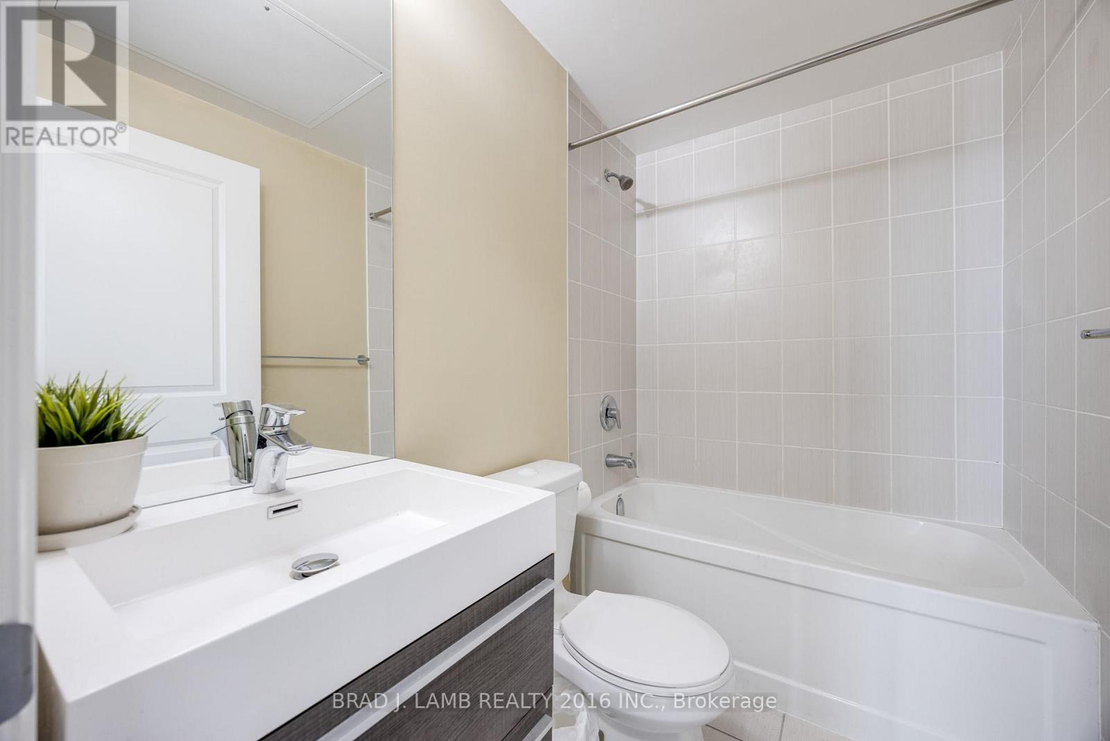 609 - 17 Zorra Street, Toronto, Ontario  M8Z 0C8 - Photo 14 - W12116815