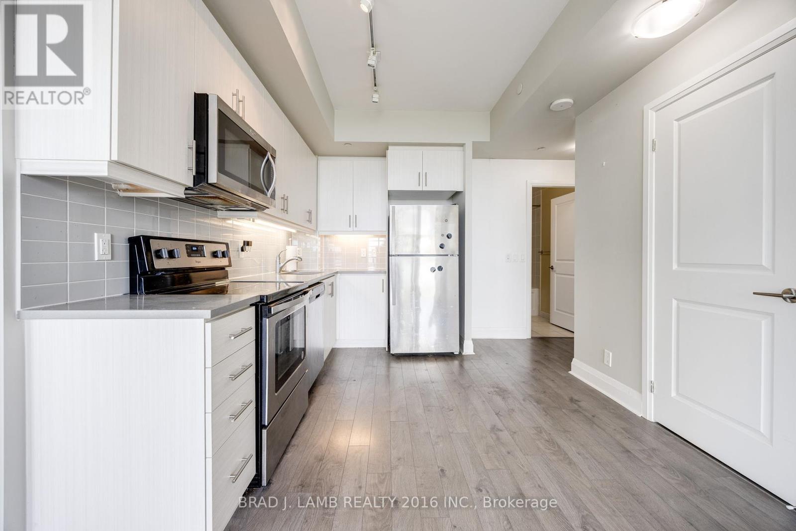 609 - 17 Zorra Street, Toronto, Ontario  M8Z 0C8 - Photo 7 - W12116815
