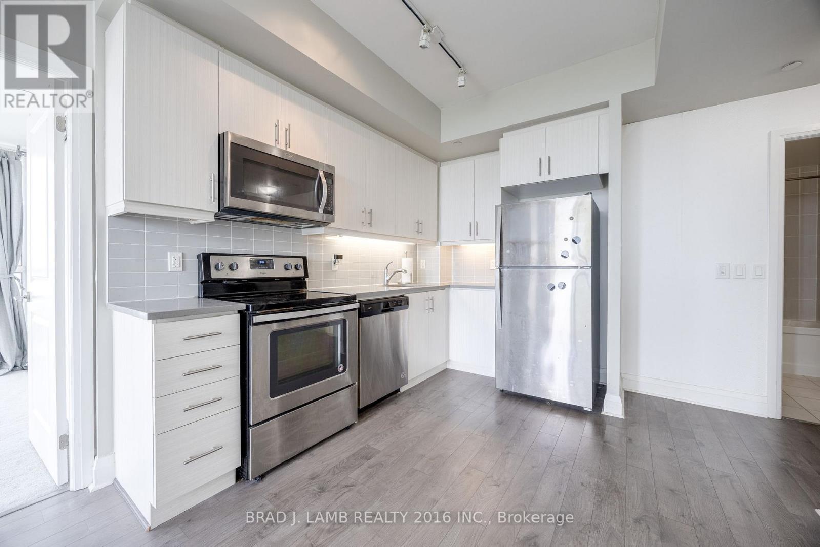 609 - 17 Zorra Street, Toronto, Ontario  M8Z 0C8 - Photo 8 - W12116815