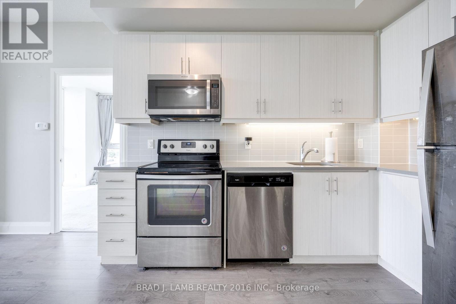 609 - 17 Zorra Street, Toronto, Ontario  M8Z 0C8 - Photo 9 - W12116815