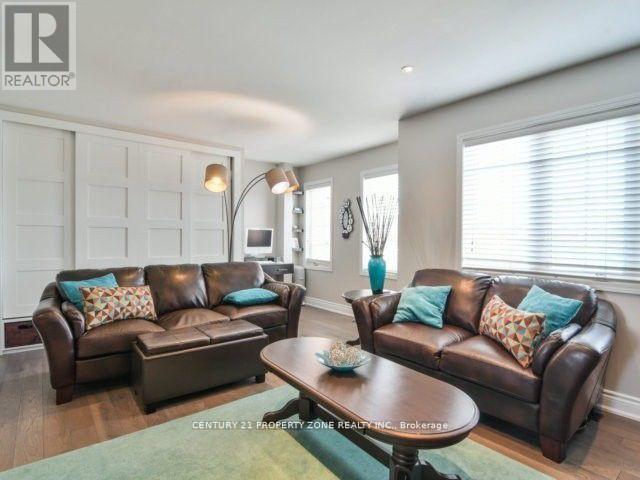 137 Decker Hollow Circle, Brampton, Ontario  L6X 0L4 - Photo 11 - W12116825
