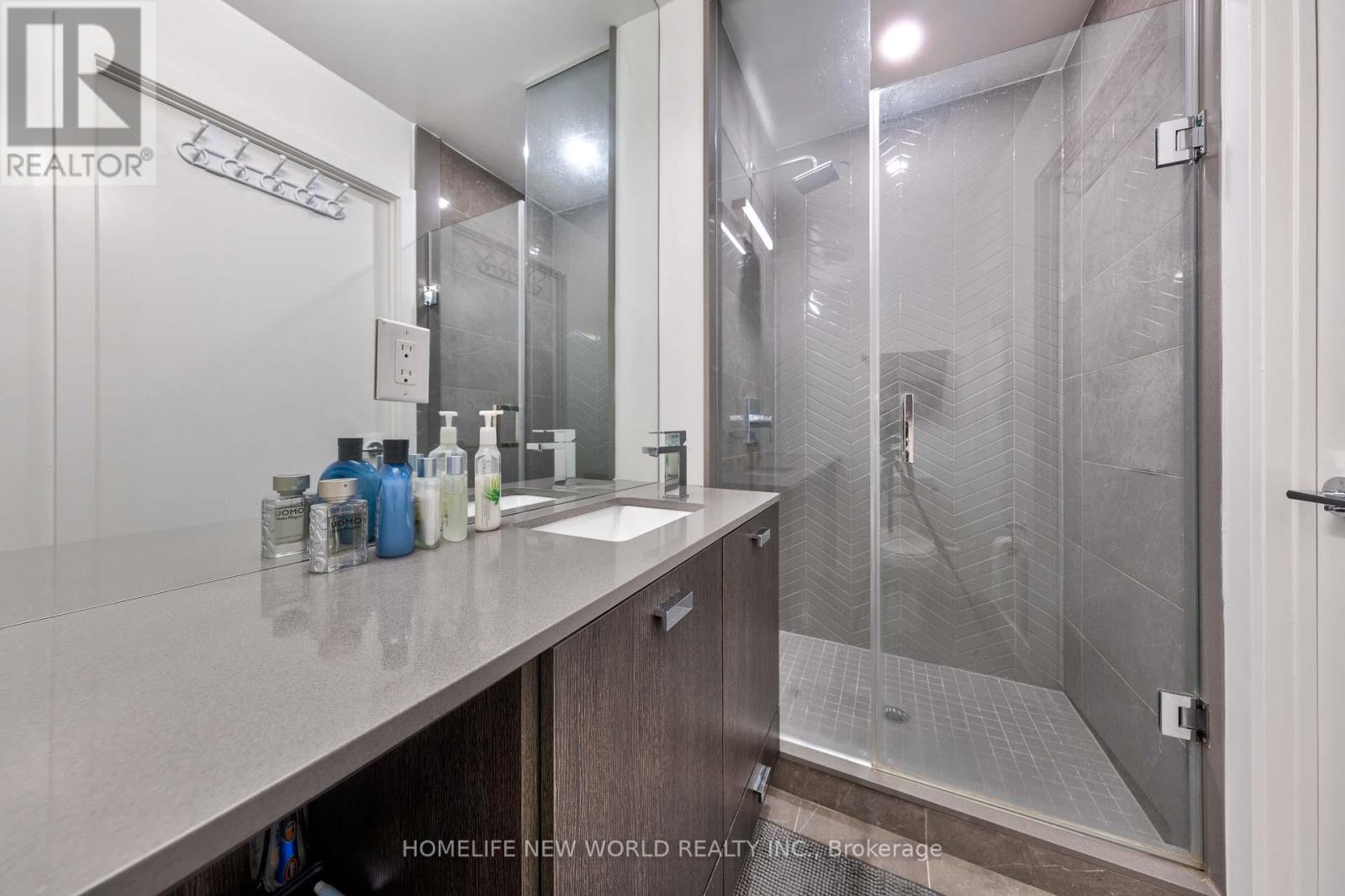 Th04 - 10 De Boers Drive, Toronto, Ontario  M3J 0L6 - Photo 22 - W12116842