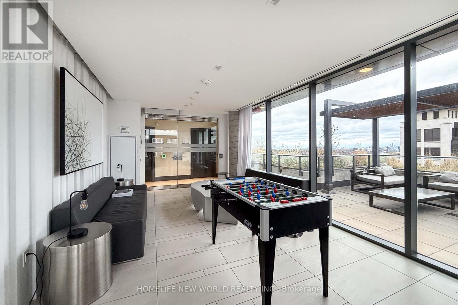Th04 - 10 De Boers Drive, Toronto, Ontario  M3J 0L6 - Photo 26 - W12116842